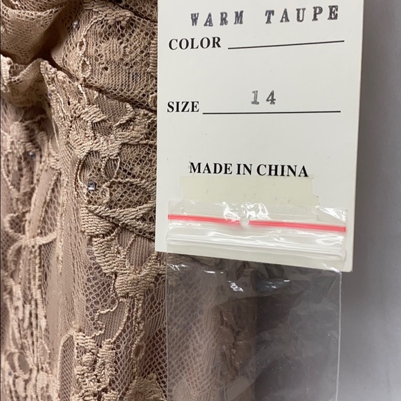 Cameron Blake by MonCheri Off the shoulder front knot gown - Picture 8 of 8